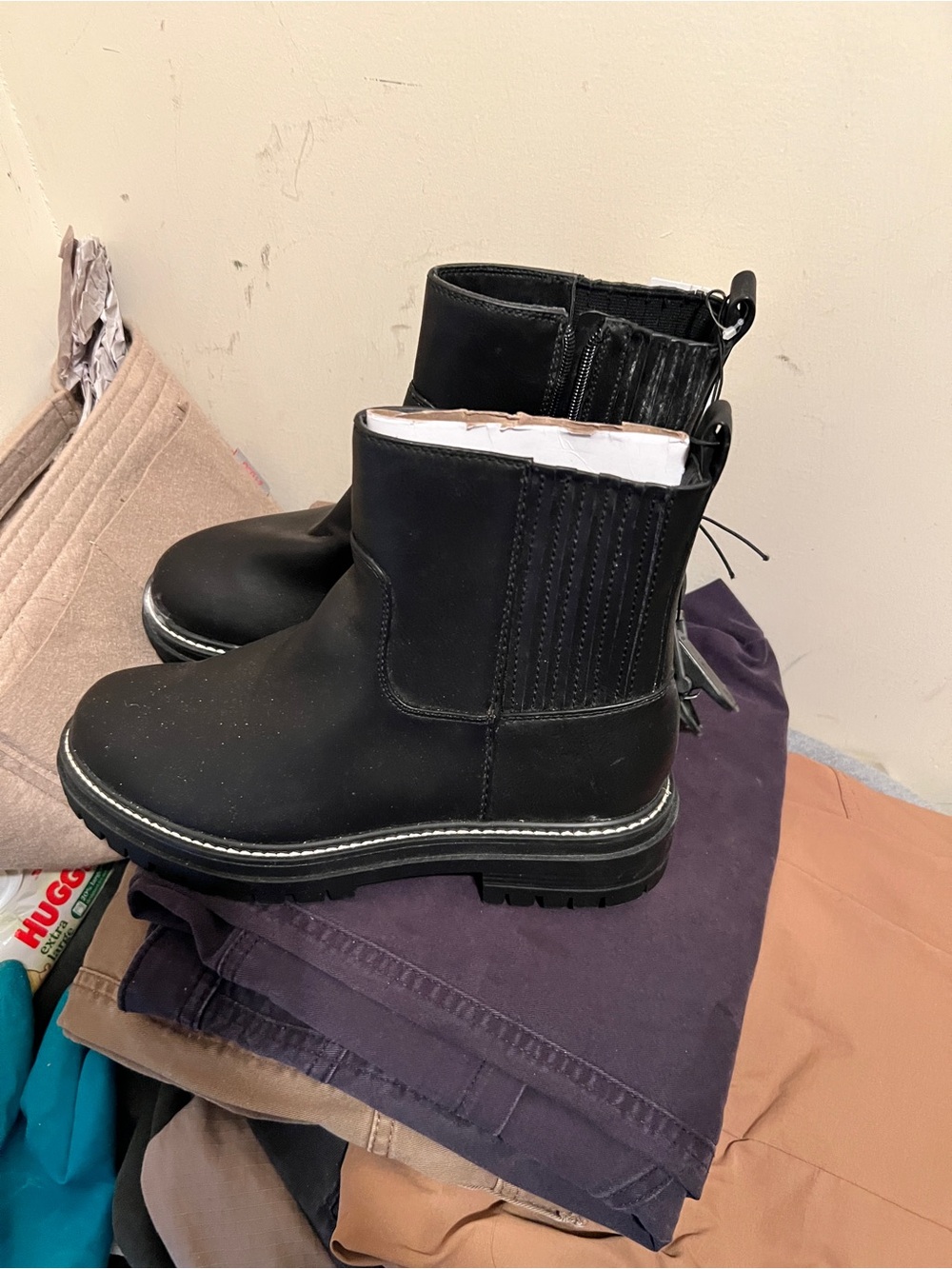 Time and Tru Black Ankle Boots Booties